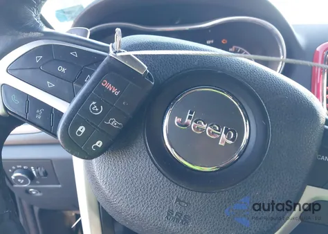 2015 Jeep Grand Cherokee Altitude z USA, uszkodzony, nr VIN 1C4RJFAG1FC948739